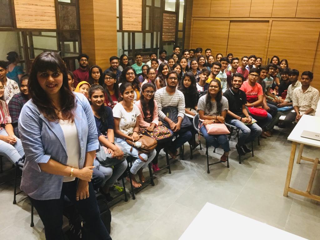 idt_surat's tweet photo. Session by Ms. Mareesha Parikh (CEO - The Wedding School)
IDT Event Management students had a thrilling experience of knowing the difference between Event Management and Wedding Management.
#event #eventmanagement #eventcourse #guestlecture https://t.co/OyyVoKucgH