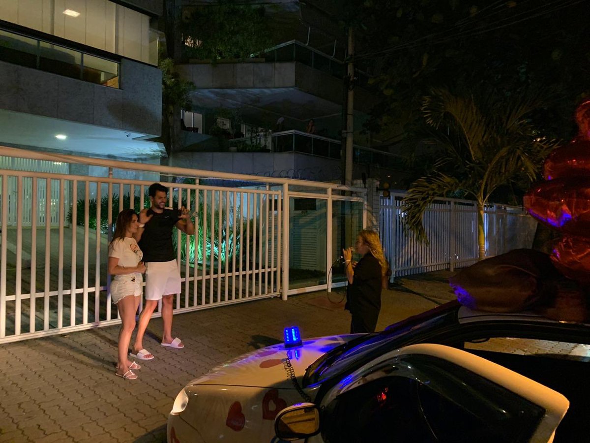 LoversNicelo's tweet photo. Homenagem linda que os fãs fizeram p/ nosso casal Nicelo ❤️ https://t.co/lqt7Y1e7q4