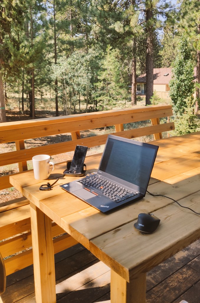 grealish's tweet photo. @rhein_wein @idomyowntricks Pretty well setup here, working in the shade watching random critters walk by 😁 #remotework #sunriverOR https://t.co/4oRdFvFflB