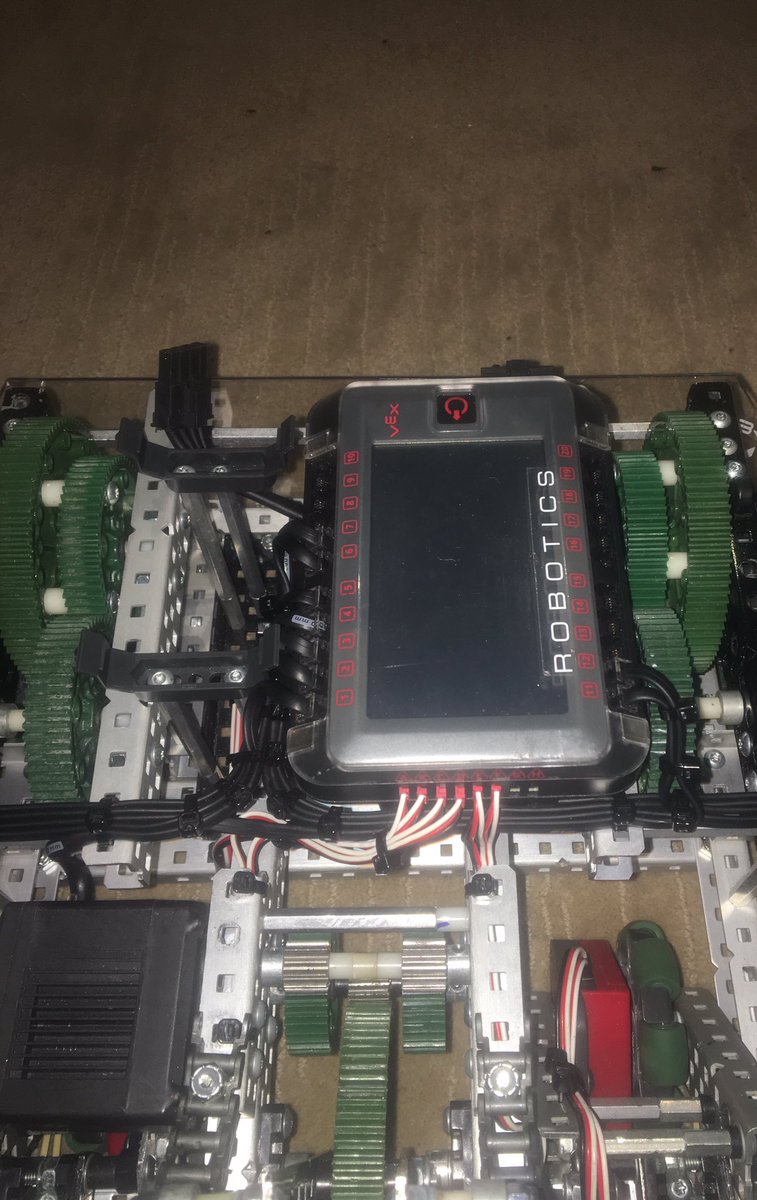 team96498's tweet photo. Keeping everything aesthetically pleasing 👌
.
.
.
.
#vexrobotics #vexroboticscompetition #copperfieldcollege #team96498A #vexEDR #robotics #designawards #teamcuriosity #vexwords #vextowertakeover https://t.co/cVLzOgtFrG
