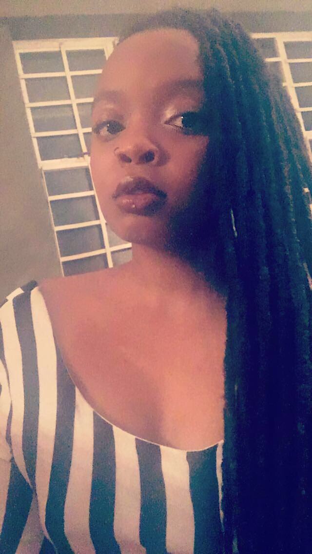 At this point my dreads were quite long but I rarely let them free, shem. Pardon the romantic Day of our Lives filter, I had a shit phone and used Snapchat filters way too much.