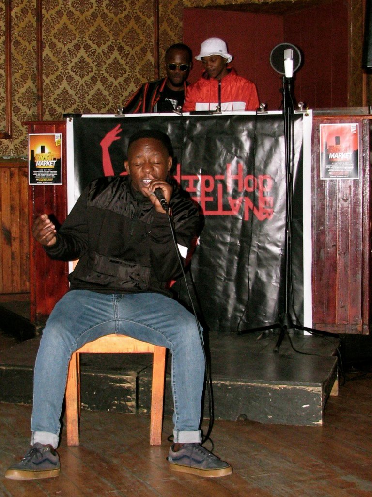 HipHoperNation's tweet photo. @BarKitcheners @Slabsta @UltimoNumero @olwxthu_ @DizzHHC @MagSA_ @ChealexMpanza @A_Droit_ @johnbino_ @ArtizensZA @BrigidSchutz @Kabelo_dotnet @StreetWarmEnSWE @TeamSlabsta @SimdopeDaGawd @Afro_25 @thobakgalenels @hh411tv @AfriMabonaVsion @ozthetruth @MagSA_
π₯π€
#BeforeSunsetII https://t.co/eBSWjBGyHu