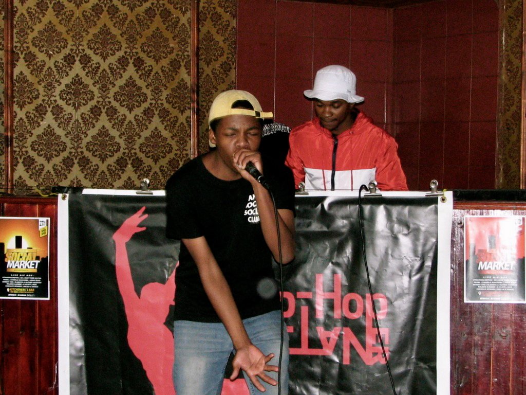 HipHoperNation's tweet photo. @BarKitcheners @Slabsta @UltimoNumero @olwxthu_ @DizzHHC @MagSA_ @ChealexMpanza @A_Droit_ @johnbino_ @ArtizensZA @BrigidSchutz @Kabelo_dotnet @StreetWarmEnSWE @TeamSlabsta @SimdopeDaGawd @Afro_25 @thobakgalenels @hh411tv @AfriMabonaVsion @ozthetruth @johnbino_
π₯π€
#BeforeSunsetII https://t.co/HDydDosIGo