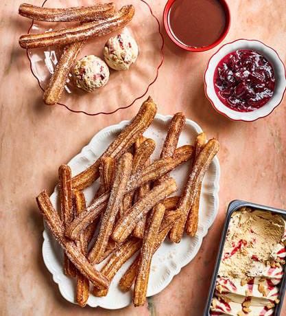 Recipe for these churros in today’s @telegraph magazine! Created in partnership with @kellyscornwall, they’re the perfect way to finish a laid-back summer’s dinner tgr.ph/HrsilB ☀️

#theonlywayiscornwall #ainsworthfamily #icecream #cornishproduce #sweettreat #sweettooth