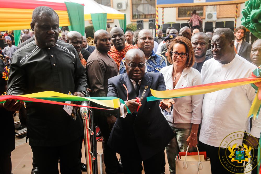 Ohenebaddo's tweet photo. #Ghana: The President of the Republic, Nana Addo Dankwa Akufo-Addo, has commissioned the Accra Traffic Management Centre, describing it as a major step in addressing congestion in Accra, the nation’s capital.

@karbo_anthony https://t.co/5kdiI4i3FU