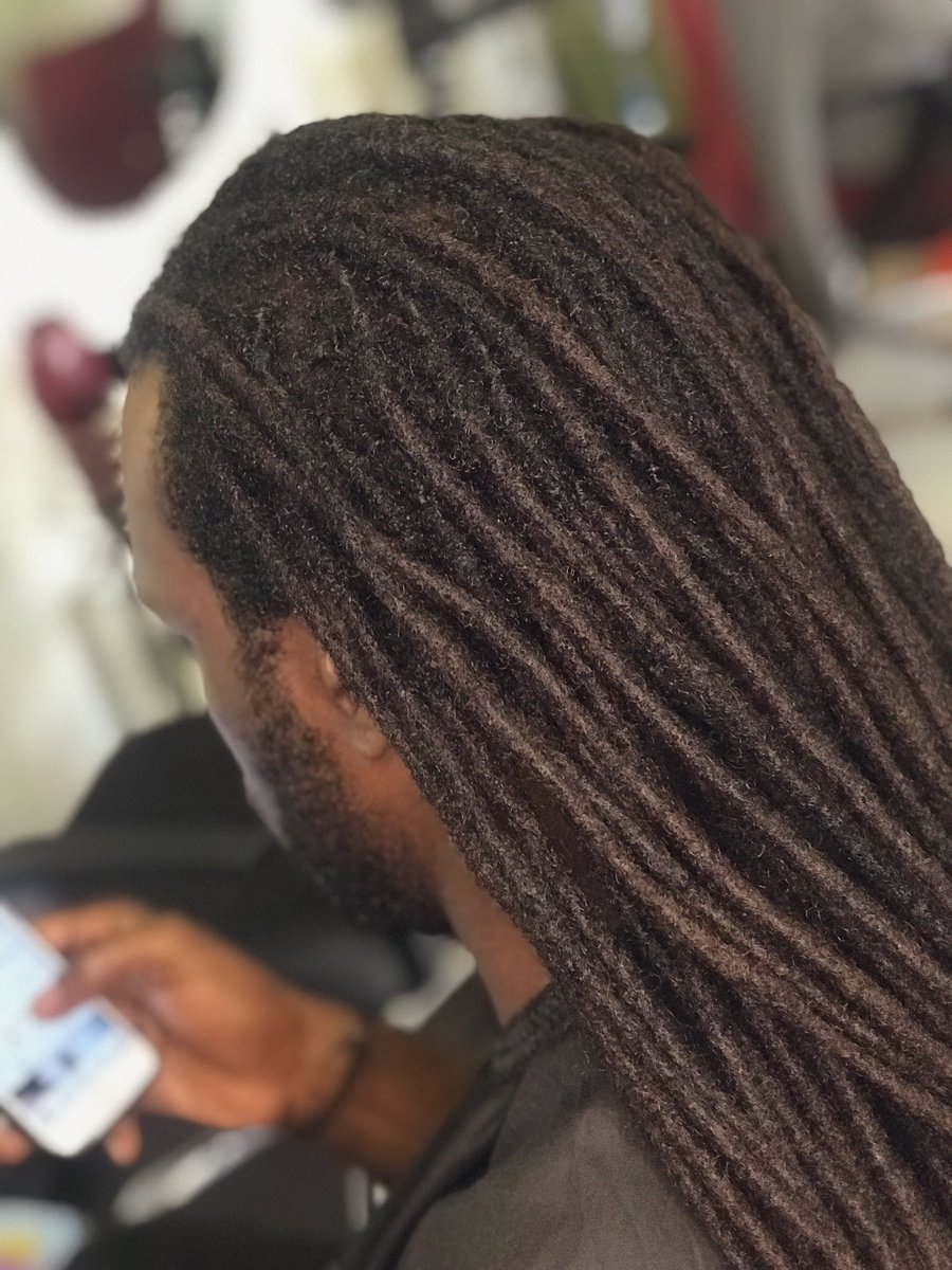 NobiLocs's tweet photo. Before The Retouch #Locks #Dreadlocks #kinshasa https://t.co/8Dw0uJOUB5