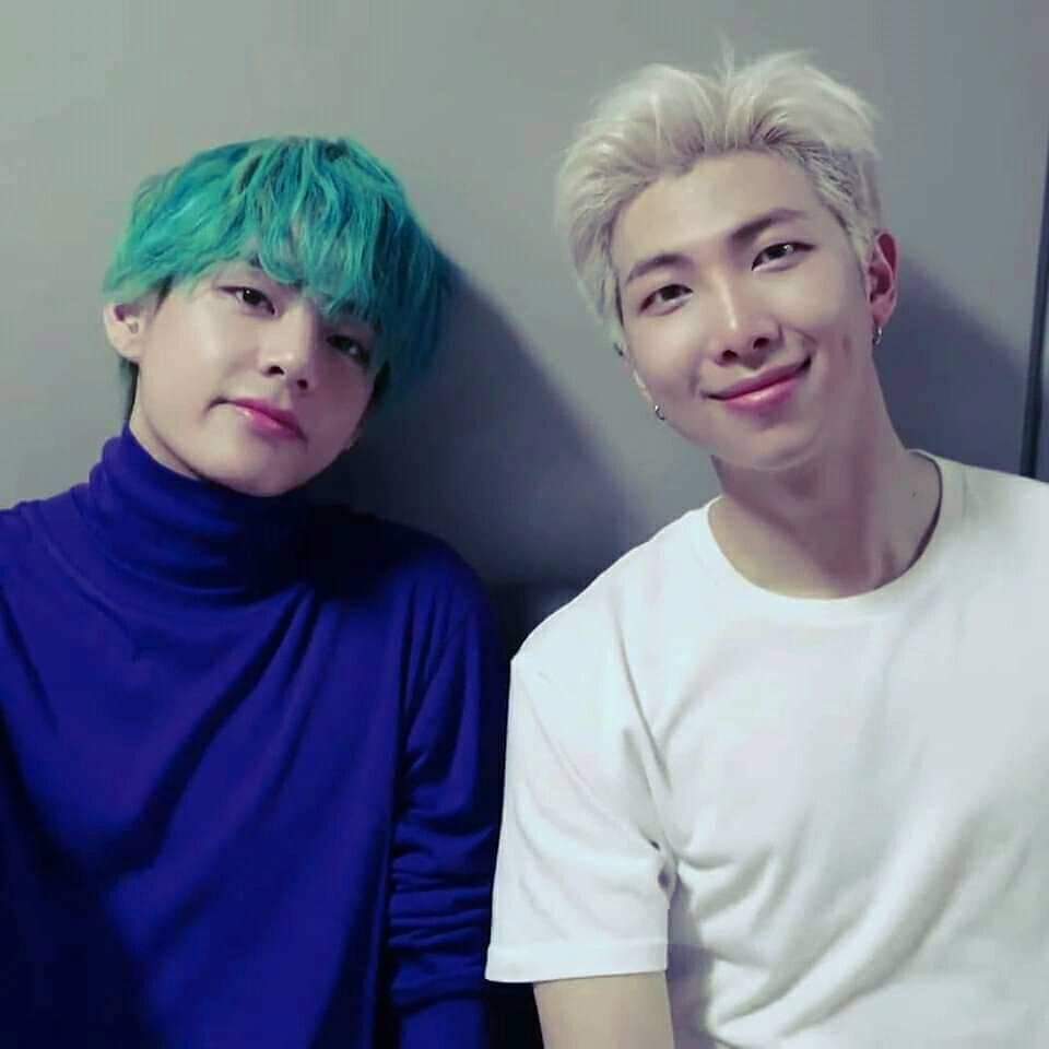 paatriciaortizz's tweet photo. Que lindo son mis bebés 😍😍 @BTS_twt #BTSWORLD #ARMY #Taehyung #Namjoon #armyforever #btsforever #oscomo #misniños #ellos #life #love #LoveYou #armyいいねくれた人全員フォロー #BTS월드 #btsで妄想r18 #BTS위버스 #armyxbts #Forever #osadoro 😍💕😍❤ https://t.co/OQKNHrB3jZ