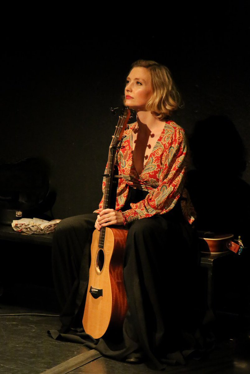 Looking for some #femaleled herstorical action at the Fringe? Come &amp; check out our cabaret #HERSTORY at <a href="/theSpaceUK/">theSpaceUK</a> Monday 12 Aug - Saturday 17th Aug at 10:15pm! #feministheatre #cabaret #edfringe #livemusic #womenfromhistory #comedy #edfringe 💋💋💋
📷 <a href="/laura_dorn/">Laura Dorn</a>