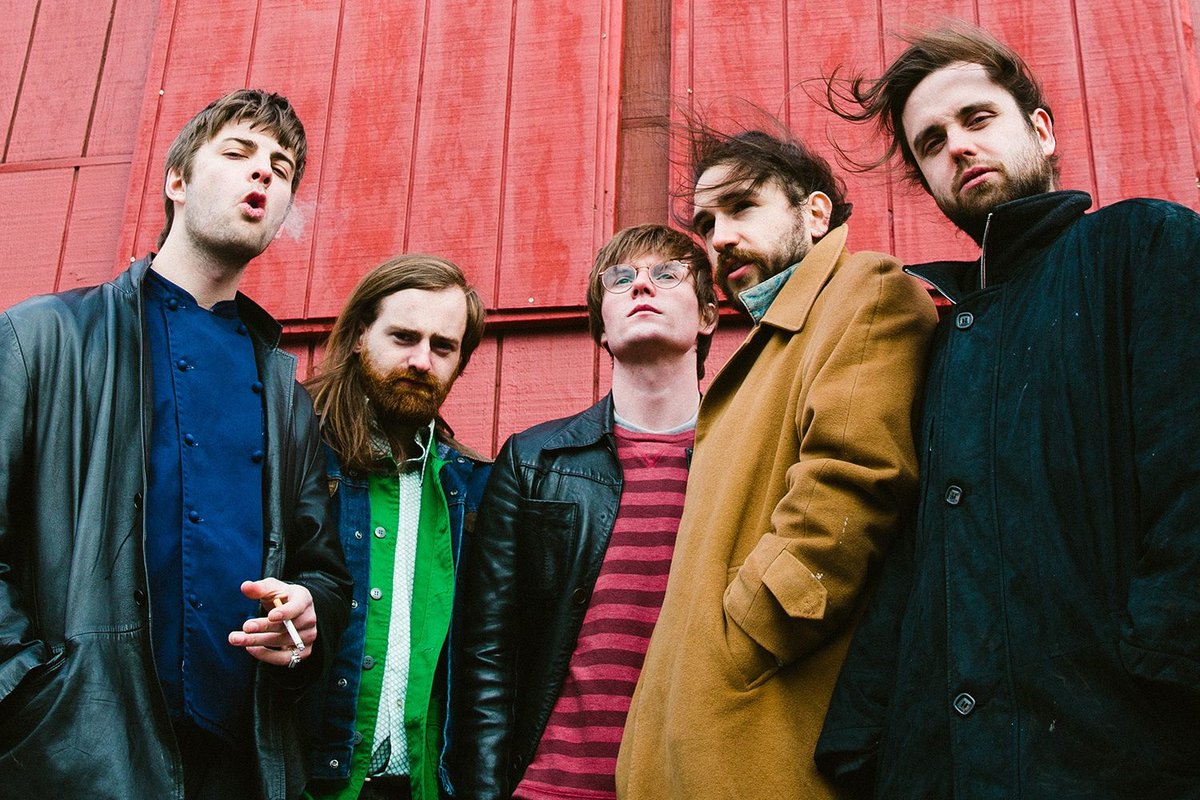amazingradio's tweet photo. We have a brand new @AmazingChart Number One! Congratulations to #TipsFor2019's @fontainesdublin - "Sha Sha Sha" takes this week's top spot.
Check out the full Top 40: https://t.co/eGBTyfA0W0 https://t.co/chVo8m2XC4