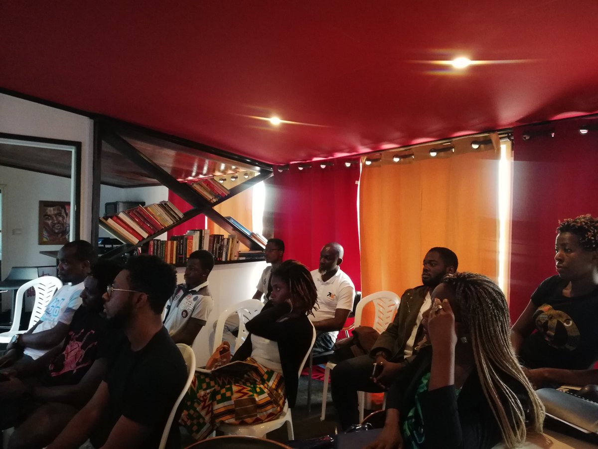 lotincorp's tweet image. #DesignDisruptors #screening in progress at Lotin Corp. Douala. Thanks for all the attendees. 😉