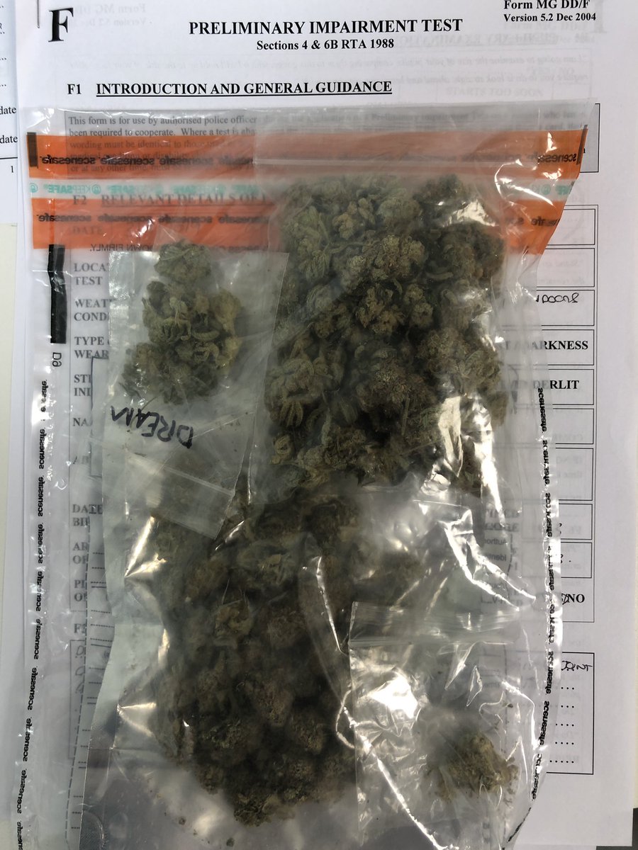 #Team2 have had a busy first night shift looking after #Sevenoaksdistrict. A male from #Essex is in #policecustody after trying to evade PC Charlie & Andy in #Riverhead. He failed @DrugWipeUK for cannabis and also had drugs on him. #Fatal4 #rodsafety #zerotolerence CT