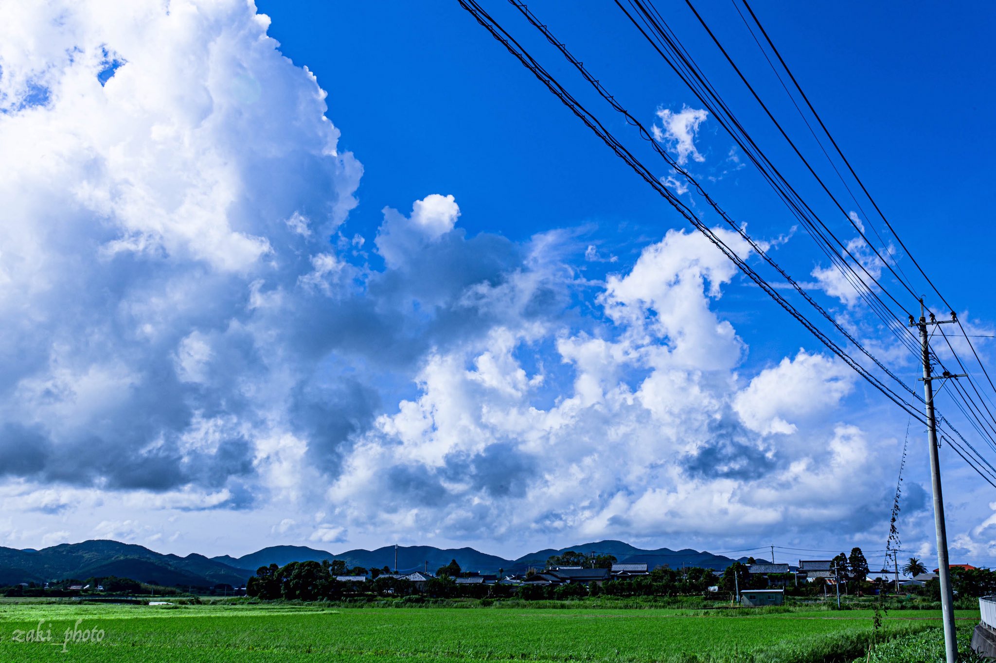 ざきphoto 高層ビルも 人混みも 満員電車もいらないから 田舎で雲と空を眺めて夏を過ごしたいと思った T Co Djabmon75w Twitter
