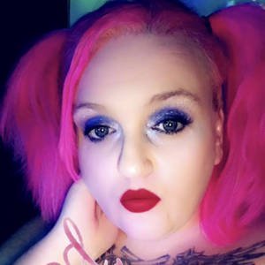DrPepperQueen's tweet photo. OhioSweetBîtch🦆21🧩💋 is streaming in Uplive right now with amazing content, Dont miss out your chance to hang out with hosts! https://t.co/NRzkIpE6ln https://t.co/zvVXURHjYy