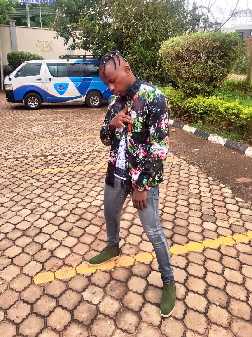 victoryo256's tweet photo. On Air Now #NtvTnation on @ntvuganda with @crystopanda
Live from Kati Kati for the #HotSteps finals 👊 https://t.co/OuW6BrEbIs