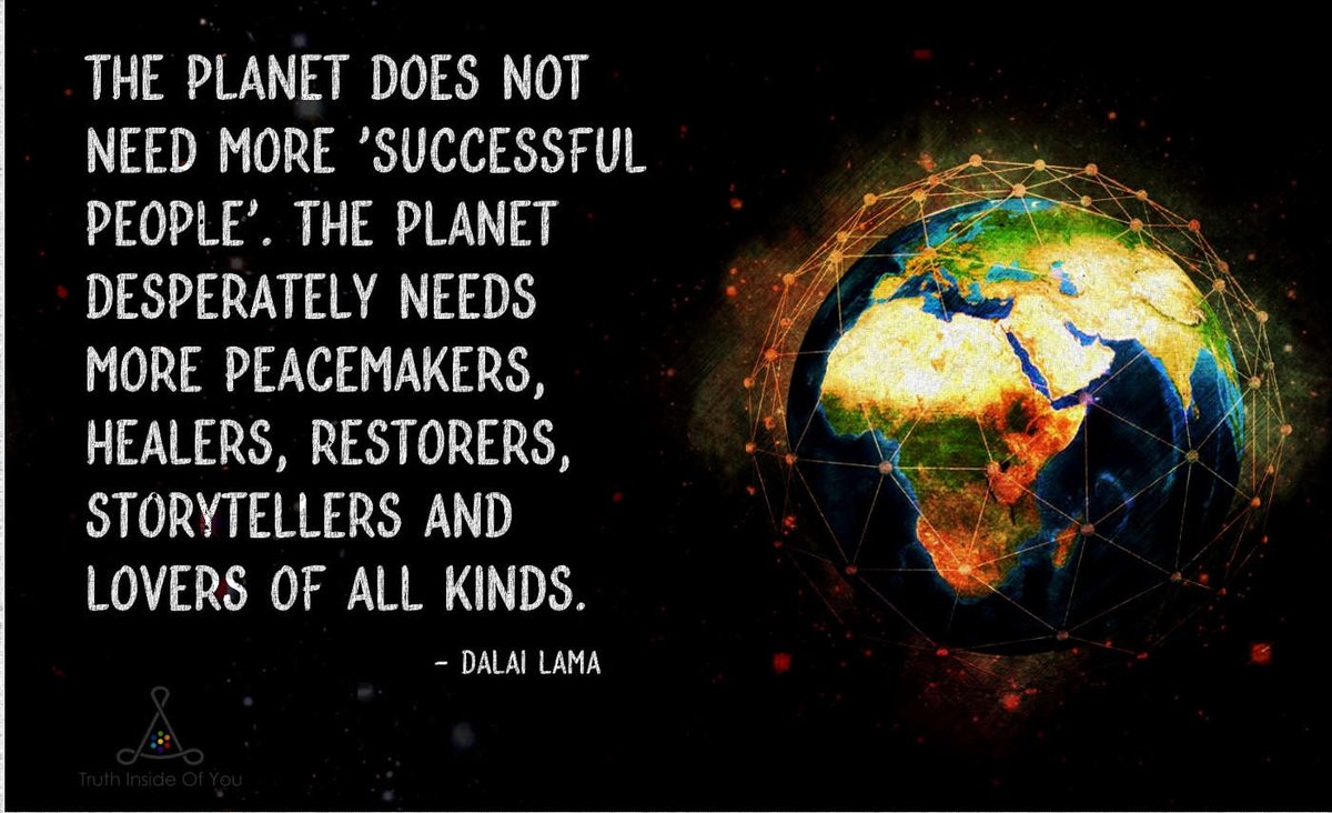 pkamla1's tweet image. A happy &amp;amp; blessed 🌺🍀💐 #weekend everyone! 🌹🍀

The planet does not need more successful people.
The planet desperately needs more peacemakers, healers,  storytellers, &amp;amp; lovers of all kinds.

#happyweekend
#TwitterFriends #TwitterWorld
#SaturdayMotivation
#quotesoftheday