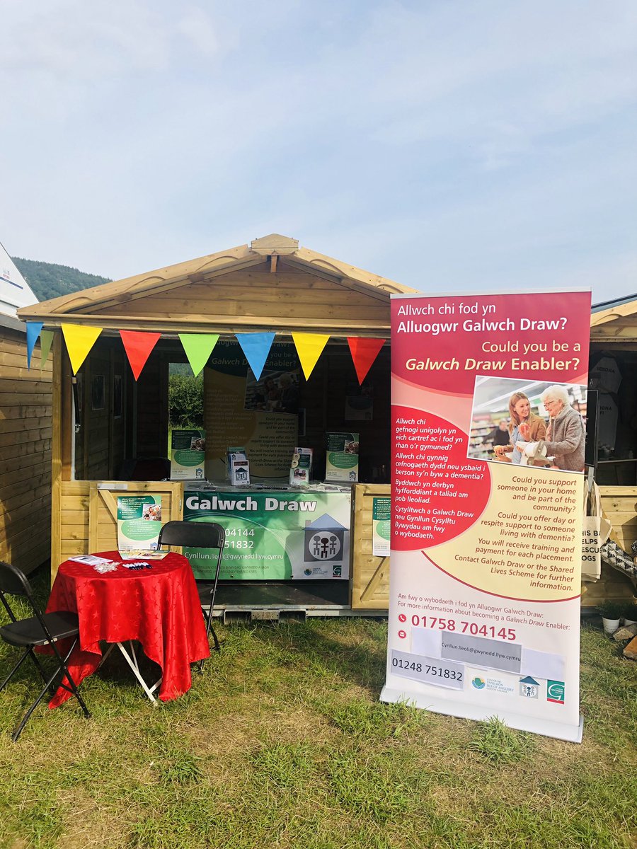 ‘Da ni wedi cyrraedd yr #Eisteddfod yn Llanrwst ac mae’r haul allan ☀️ os fyddych yma wythnos yma, Galwch Draw i’n gweld ni! 

We have arrived at the #Eisteddfod in Llanrwst and the sun is shining ☀️ if you’ll be here this week, pop in to see is!