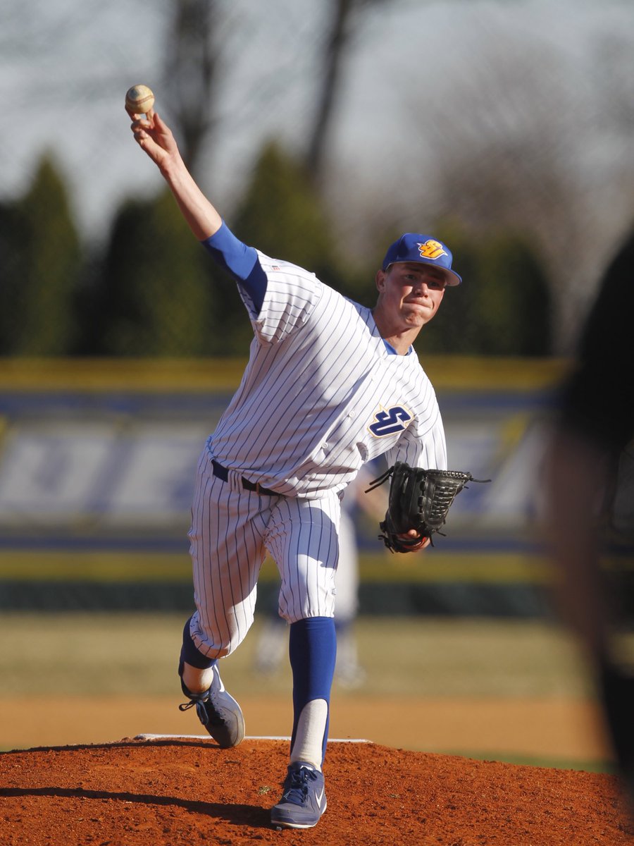 SpaldingUBSB's tweet photo. Congrats to 2017 Grad @kaolliges23 signing with the @Rockies https://t.co/oHN2nTleg7