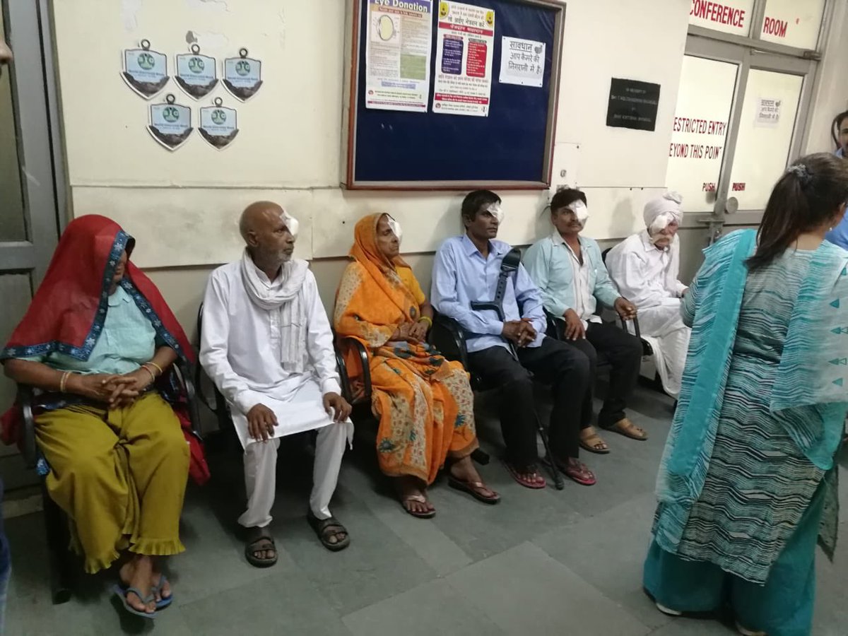 SahyogFDN's tweet photo. Cataract  can lead to blindness if untreated. The impact on eye  surgery can have a huge impact on the lives of patients, improving their ability to live a dignified and healthy life.
#givingpopulationbacktheirsight,12 operated on Aug 1.
@MeherSarid @RajpalDuggal @PramodSaxena10 https://t.co/YmYnZHTz2j