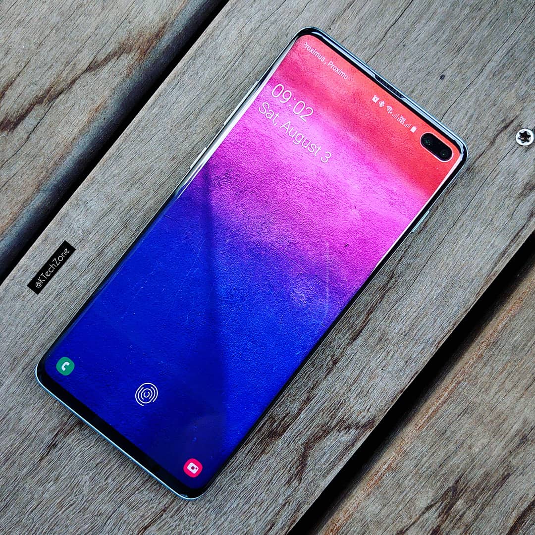KTZ_KTechZone's tweet image. #Structured, #colorful , #amazinglooking wallpaper on the Galaxy S10 PLUS🔥💣Link Bio: Wallpaper in Twitter bio 😇 Don't forget to follow😍🥰
#galaxys10plus #GalaxyNote10