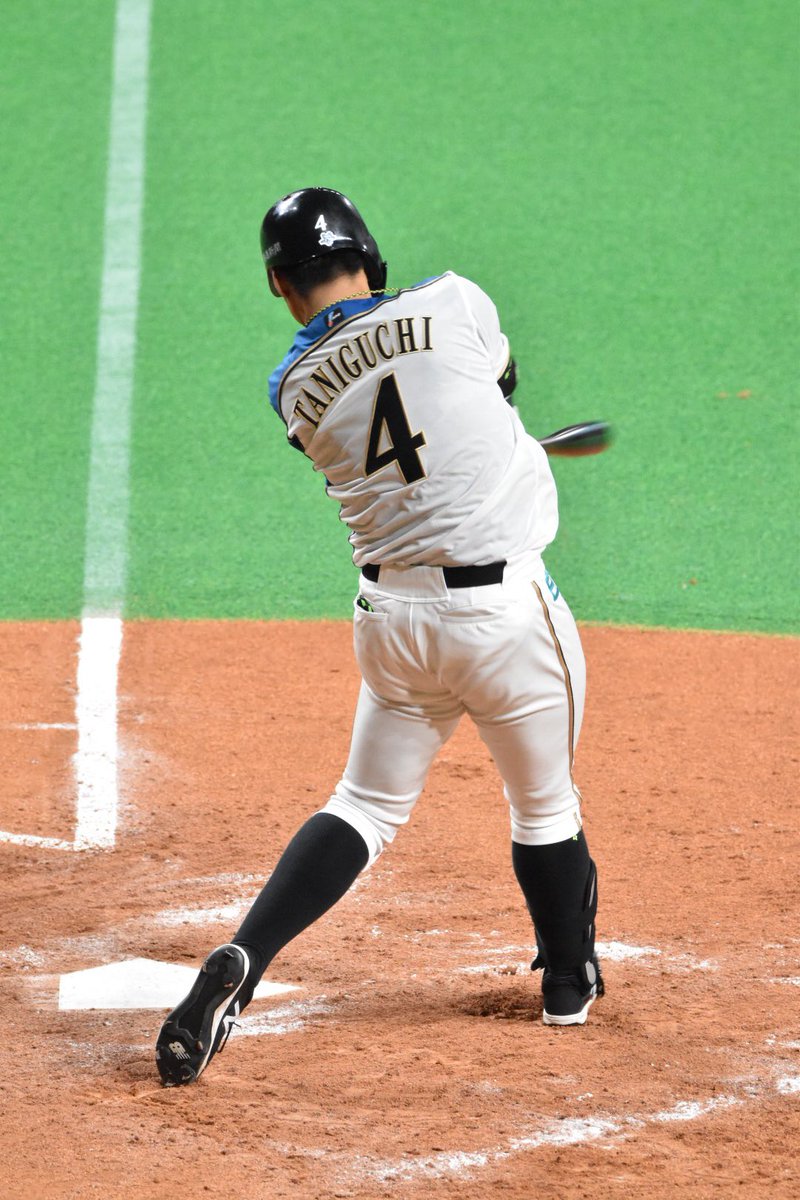 杉谷拳士 F2 Pa Twitter 19 08 03 ファイターズ谷口雄也選手 今シーズン第2号ホームラン 谷口雄也 ファイターズ