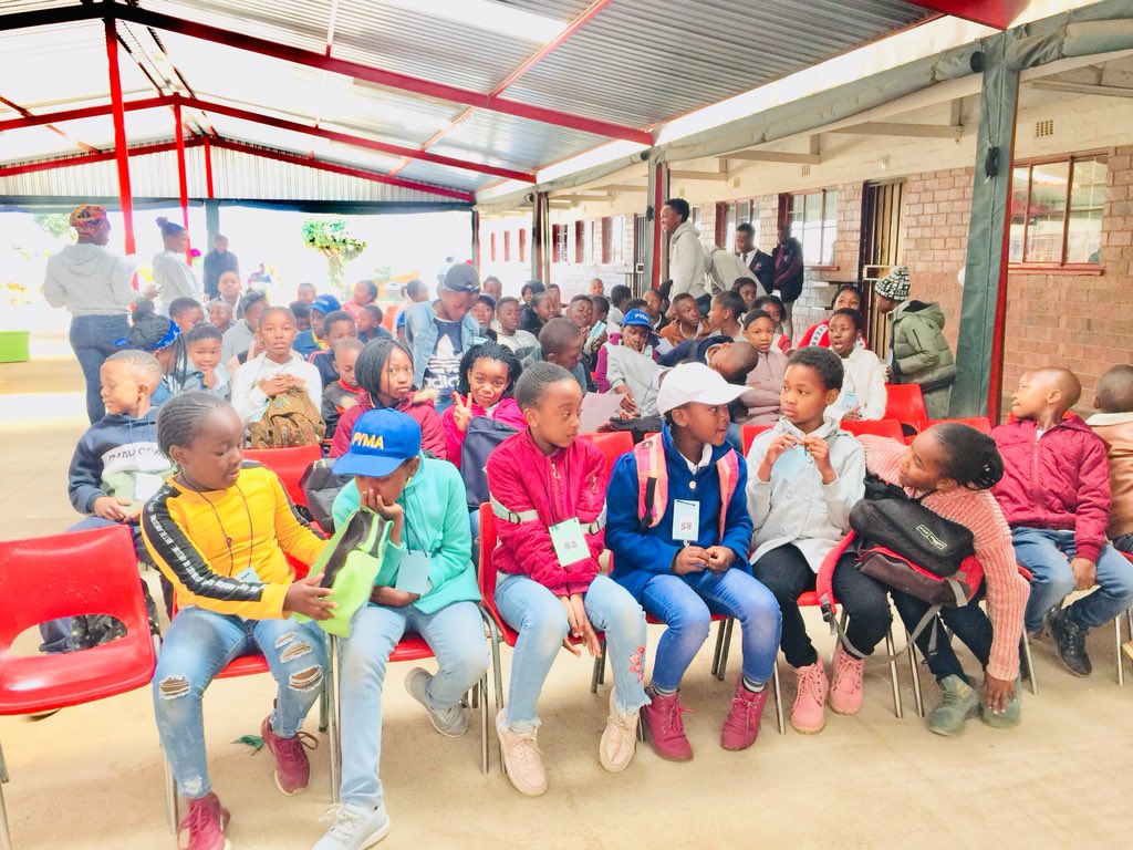 drkhumalo_m's tweet photo. Our learners getting ready for the Spelling 🐝 Bee Competition and Maths Marathon at DSJ Primary School
@Atlegang_Bana @pyma_SA @kidshubsa
#sartudayfeeling
#competition
#mathsmarathon
#puttingpeoplesinterestatheart https://t.co/vhxbG1ANea