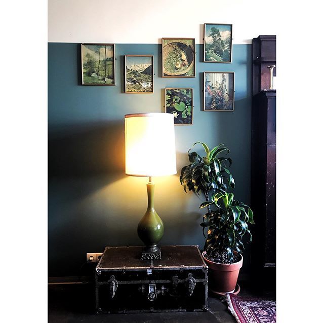 IJsland - DAG 1
KEX Hostel in Reykjavik is zo mooi gedecoreerd, het lijkt alsof we in een Scandinavische Netflixserie logeren
.
.
.
.
<a href="/kexhostel/">KEX HOSTEL REYKJAVIK</a> #kexhostel #iceland #ijsland #reykjavik #summer #deco #interior #instagreen #decoration #vintage