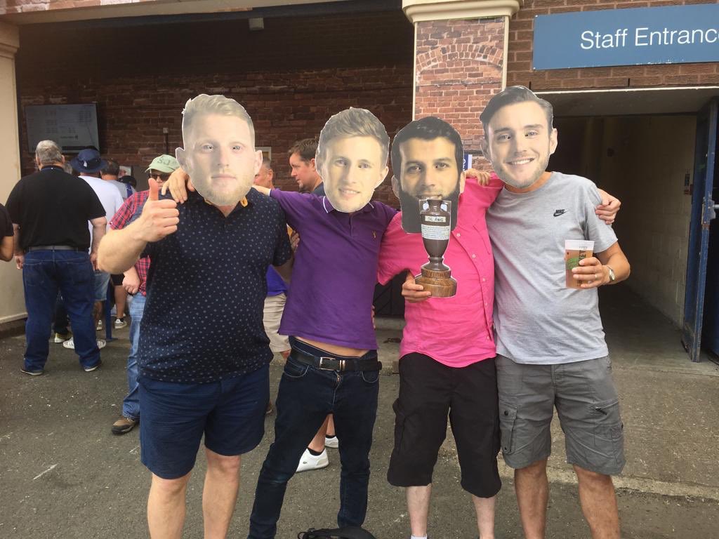 borntorun66's tweet photo. At #Edgbaston for the #Ashes19 . https://t.co/ck3gra0W1r
