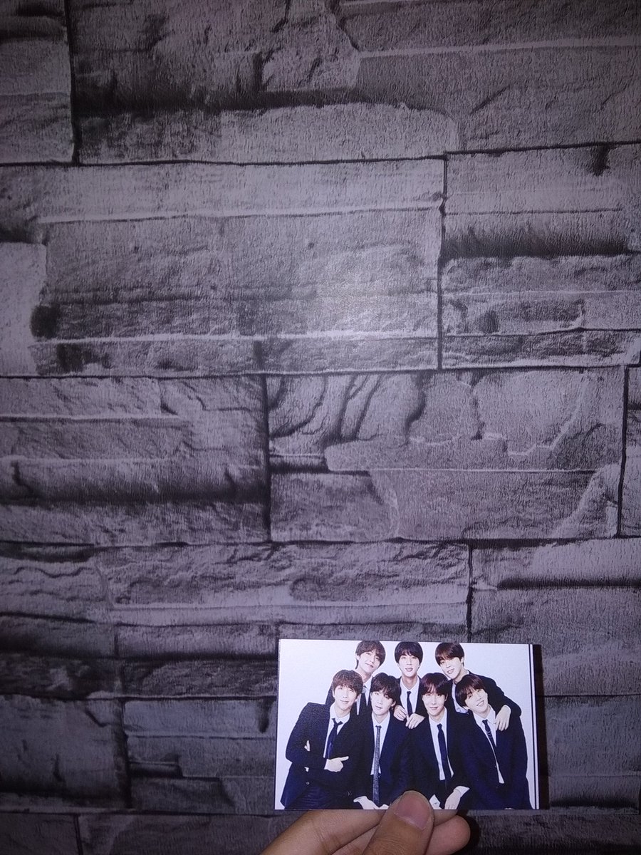 hoautves's tweet photo. Hi!~ here's my freebies for BTS #BRINGTHESOUL_THEMOVIE will be giving this at GSC Aman Central 💜👇🏼 https://t.co/qloicUDnIe
