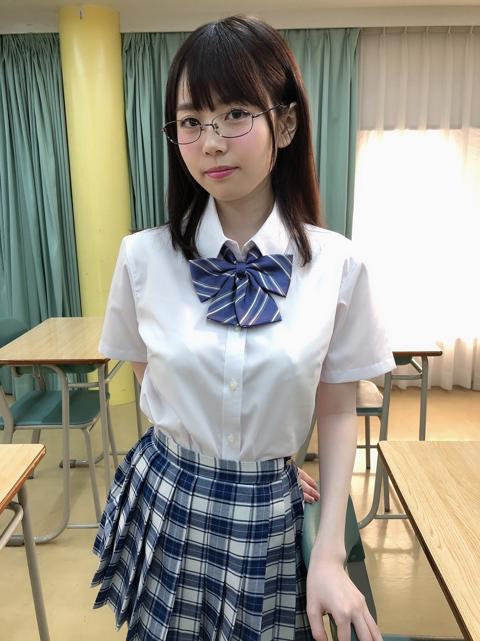 AV女優　制服 Instagram