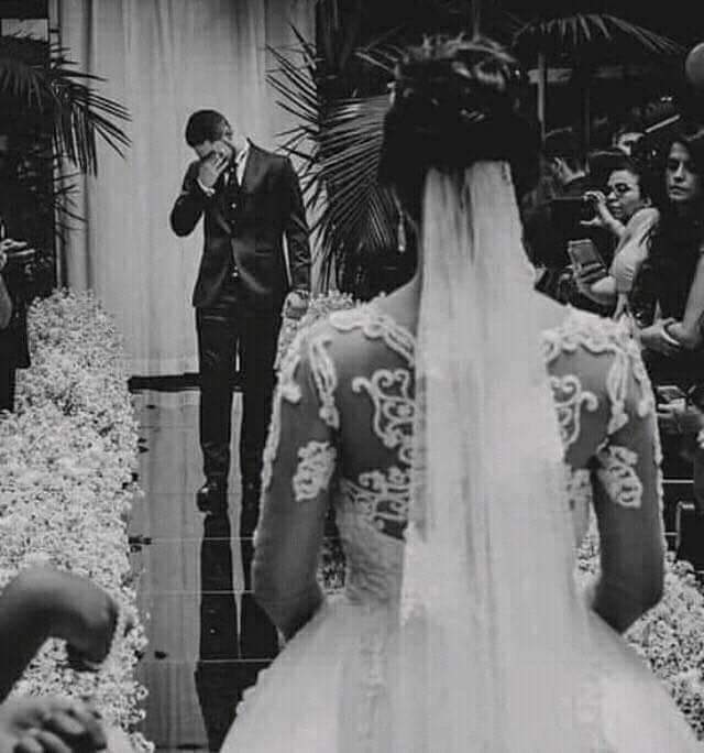 baesuals's tweet photo. Marry a guy who can speak good words to you, even though he is mad at you. The best of a partner is when he is angry, he won't try to insult you.🌷
Because he has that much respect for you and doesn't want to lose you in a simple argument.🖤 https://t.co/UWIFa92HCY