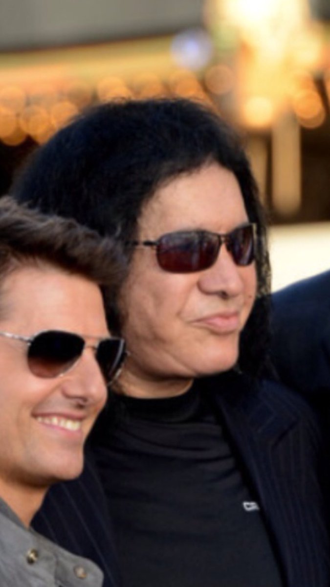 genesimmons's tweet photo. Tom Cruise 🤟😎. https://t.co/xOs9TXYiSB