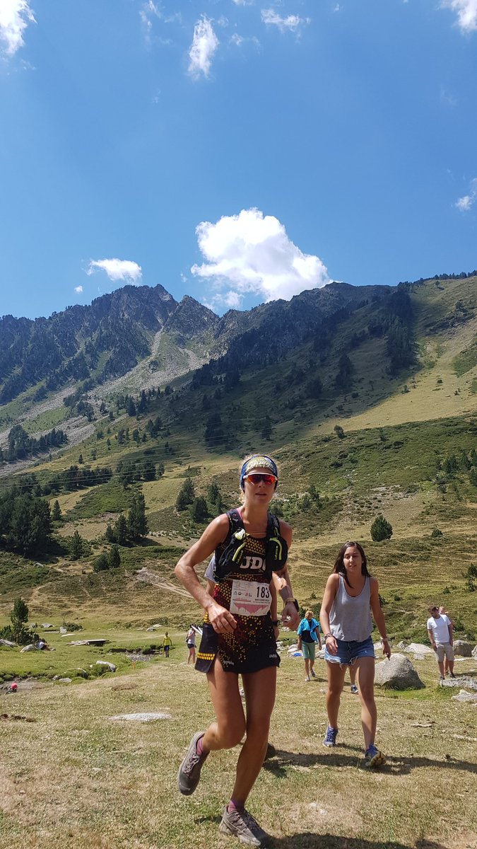 Marta Serret al pas per la Peülla