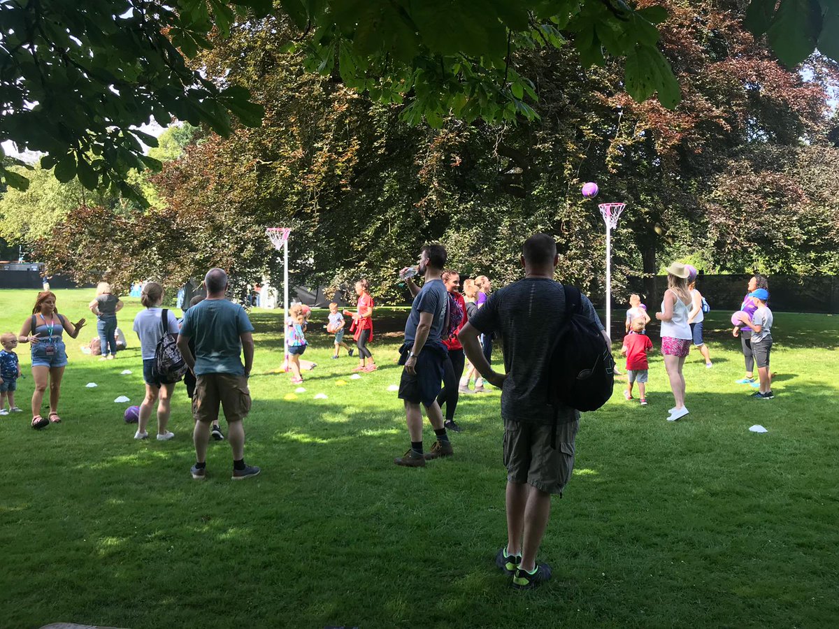Busy busy in the sports zone all the mini Netballers trying our BEE netball and the adults are getting involved too 😀🏐 #bbcsummersocial