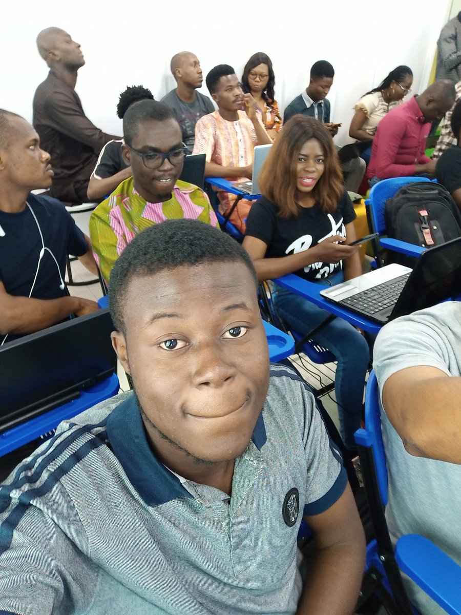 honored_one's tweet photo. I have learned a lot here.. Thank you Andela and Google #GrowWithGoogle #ALCwithGoogle #150DaysOfALC4 #ALCAjah #5DaysofCodeChallenge2 @googledevs @pluralsight @googleafrica @googlestudents https://t.co/XOuR3511Tz