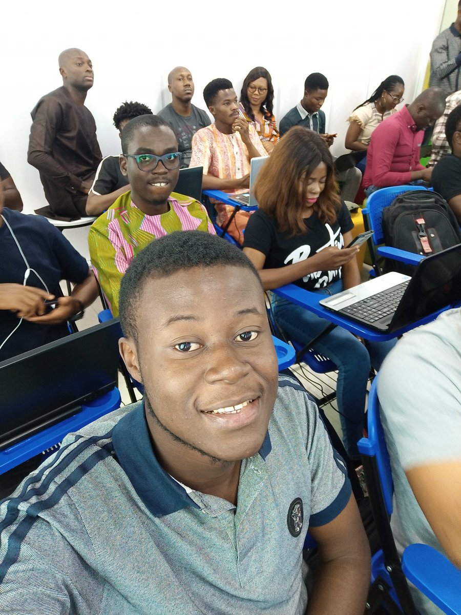 honored_one's tweet photo. I have learned a lot here.. Thank you Andela and Google #GrowWithGoogle #ALCwithGoogle #150DaysOfALC4 #ALCAjah #5DaysofCodeChallenge2 @googledevs @pluralsight @googleafrica @googlestudents https://t.co/XOuR3511Tz