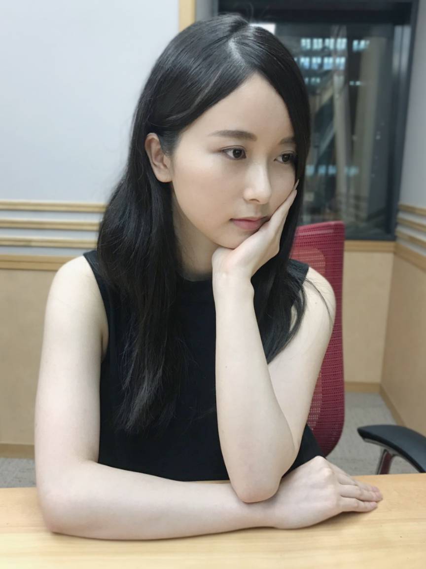 阿澄佳奈のキミまち 乃木坂46 佐々木琴子のトップギア このあと8時15分頃から放送スタート 完全再現シリーズ この左手と表情は Kimimachi 佐々木琴子のトップギア T Co 6znee3pd4o Twitter