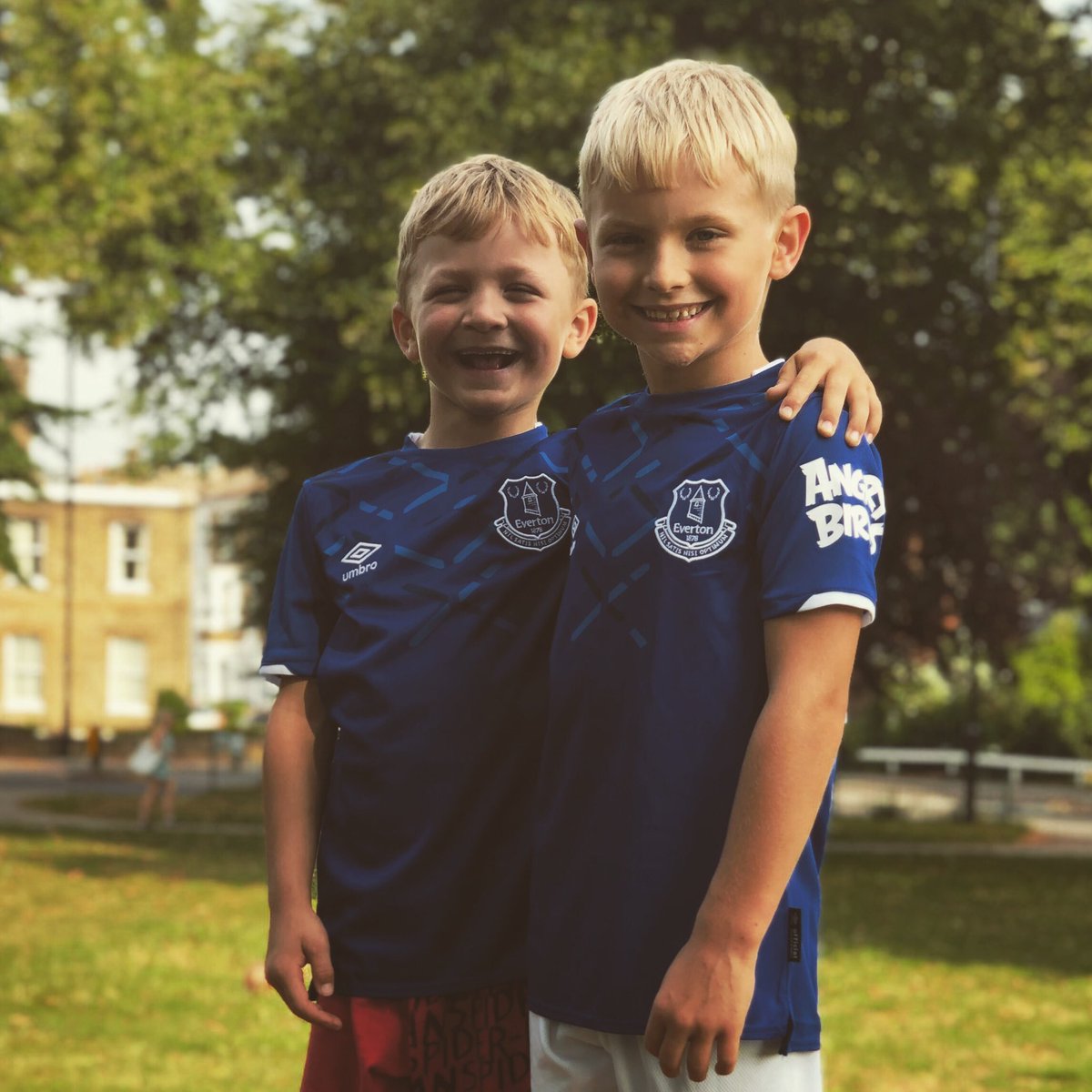 matt9dawson's tweet photo. Two little toffees all primed for the new season in the new @everton #stdomingo kit #littlechoice #top6 #umbro #shirtzine #1878 https://t.co/BA0tHjU5NS