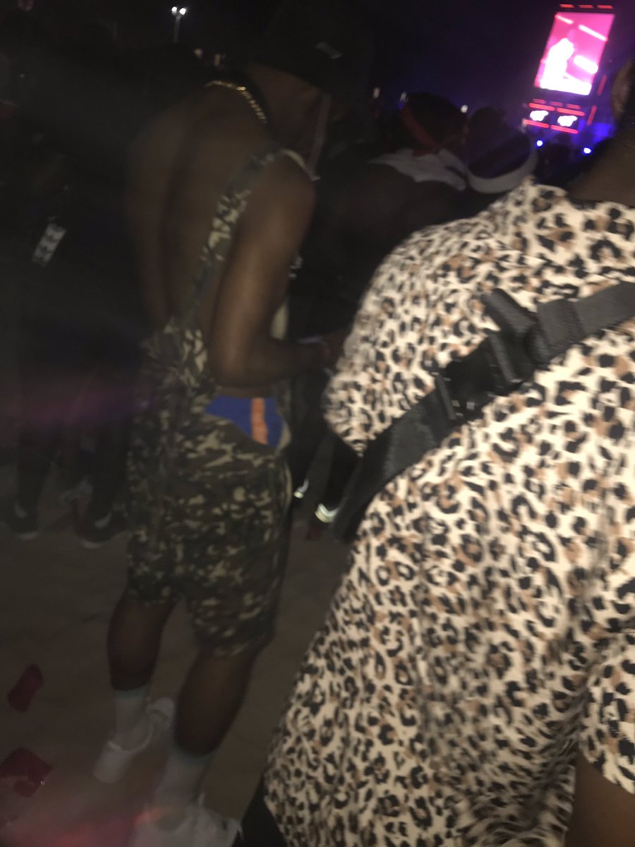 afronationspot's tweet photo. Man coming dressed to remind you it’s hunting season 🐆 #AfroNation https://t.co/WbIXIVG1ID