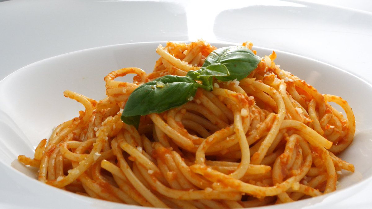 Morgen geht's los! Wir freuen uns - seid gespannt! :) 

#qualeaty #food #foodporn #drinks #pasta #spaghetti #tomatensauce