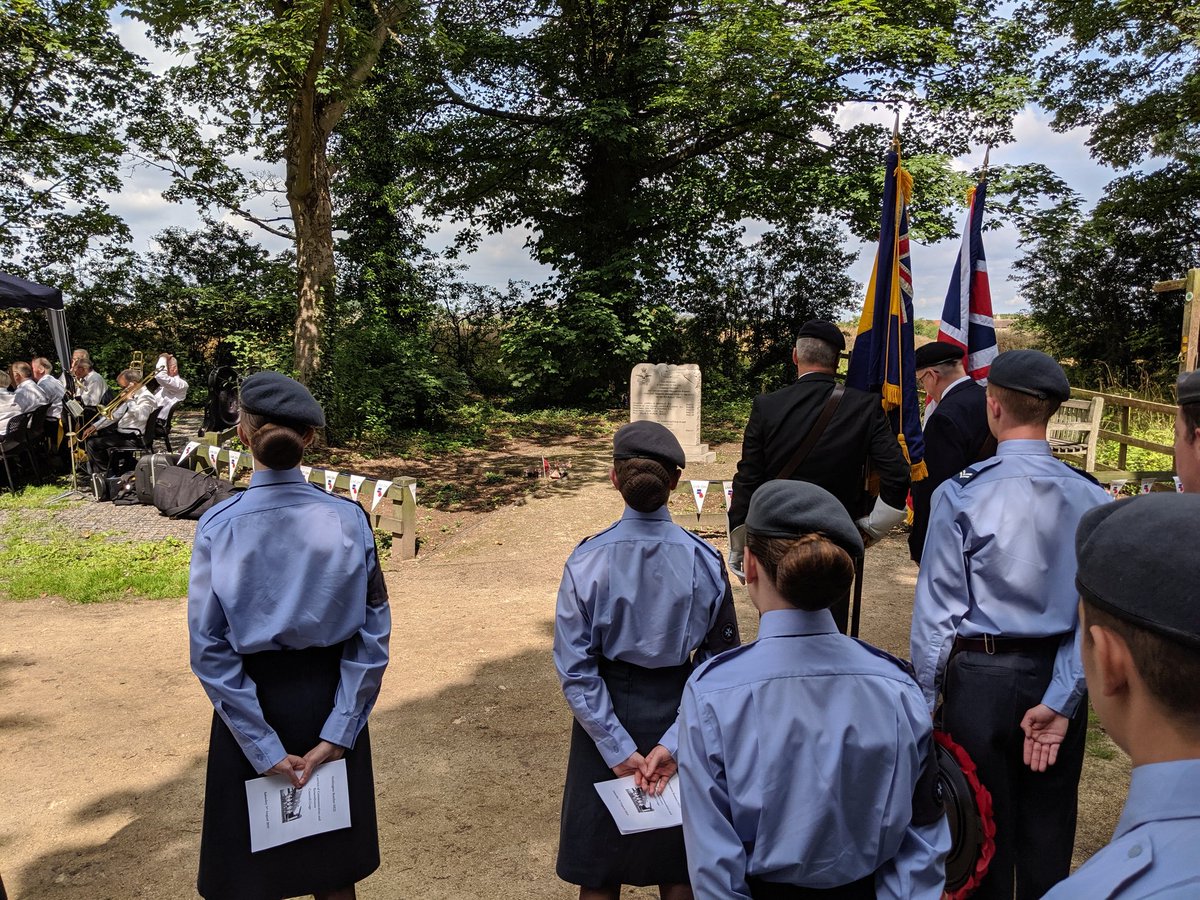 Today we are remembering the crew of a Canadian Wellington bomber which crashed at Creswell in 1944.