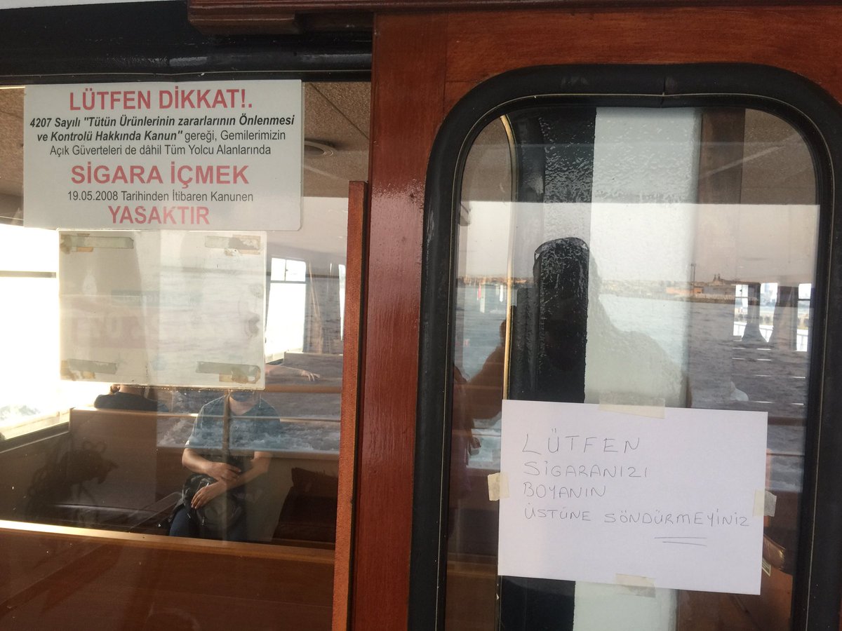 Yasakları delmeye bayılıyor bu millet! Hangisini yapsın vatandaş bir karar ver TURYOL. <a href="/1920yesilay/">Yeşilay</a> #dumansız