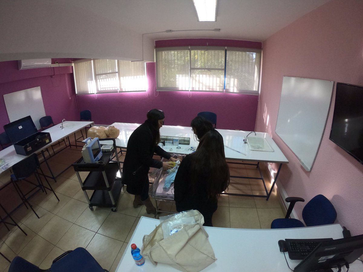 OT_SebaGallegos's tweet photo. Se lleva a cabo la primera jornada presencial del curso de especialización: Terapia Ocupacional en Neonatología y UPC pediatrica con la asistencia de colegas de todo Chile. #uciped #ucin #rehab #neonatology #touchile @TOuchile https://t.co/YhmEo971Qd