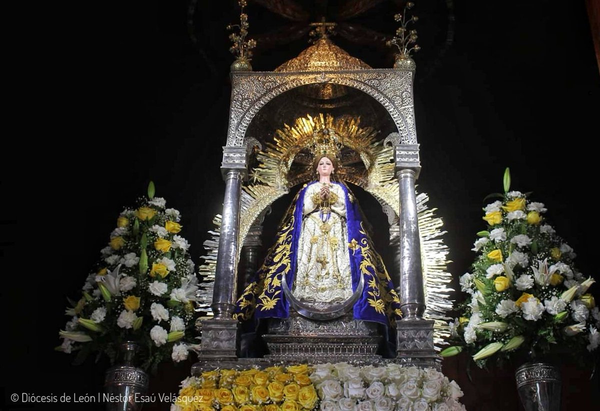 Nestor_Esau's tweet photo. Monseñor Bosco Vivas Robelo peregrina a la Basílica de la Inmaculada Concepción de María en El Viejo Chinandega para dar gracias al Señor y la Virgen por su Ministerio Episcopal que ha realizado durante 28 años y luego que le fuera aceptada la renuncia. @DiocesisLeonNi https://t.co/wPNW3nSlTL