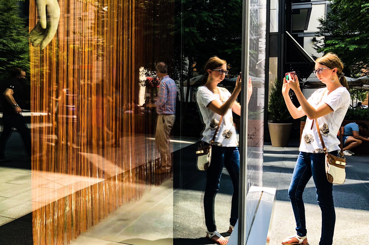 HughTFerguson's tweet image. iPhone X photos from @Apple Carnegie Library photo walk hosted by @LucianPerkins | #TodayatApple |
#Applecarnegielibrary