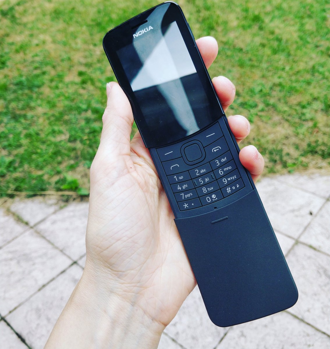 Noelladesu's tweet photo. Ok Keanu / Neo , you can call me now 😁
#matrixphone #matrix #keanureeves #keanu
 @nokia https://t.co/4aRVB7U4lD