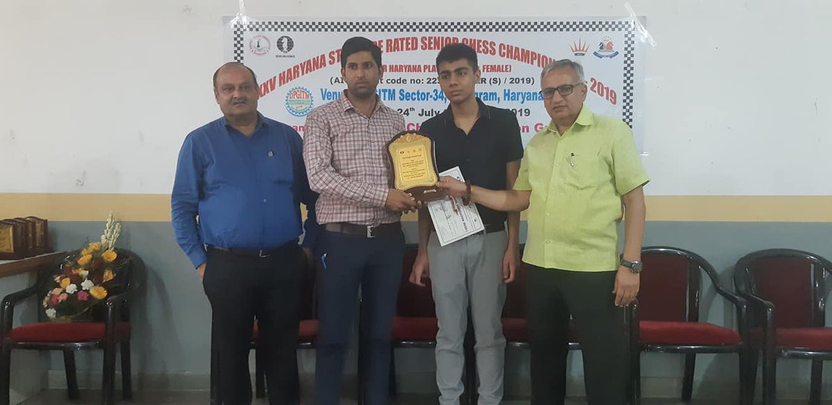 ChessbaseIndia's tweet photo. 12-year-old Aaditya Dhingra wins 35th Haryana State Senior 2019
Details:
https://t.co/yQAIOb8lOk
Photos: Naresh Sharma
#Chess #ChessBaseIndia #Haryana #StateSenior https://t.co/IB9czEXr4T