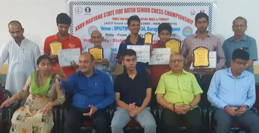 ChessbaseIndia's tweet photo. 12-year-old Aaditya Dhingra wins 35th Haryana State Senior 2019
Details:
https://t.co/yQAIOb8lOk
Photos: Naresh Sharma
#Chess #ChessBaseIndia #Haryana #StateSenior https://t.co/IB9czEXr4T