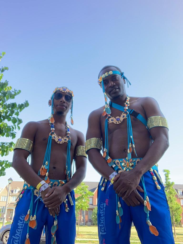 _HOMent's tweet photo. Mas is company policy!
#HOMent #Saldenah #DrJayMas
#Tabanca #MasqueradersVsEverybody
#Caribana https://t.co/7qP75DQahw