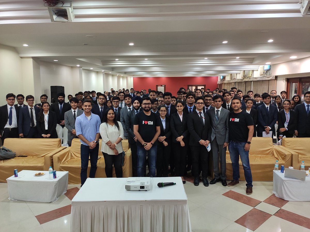 PrateikDas's tweet photo. Xiaomi differentiates by a culture of  innovative business problem solving .😊

Great talking about #Xiaomi at the launch of Mi Summit @NMIMSMumbai &amp; @JBIMS. 

Humbled &amp; thankful to our senior leaders  @manukumarjain &amp; @hawkeye for giving me this opportunity. 🙏

#MiSummit ❤️ https://t.co/FiwyucJXFs