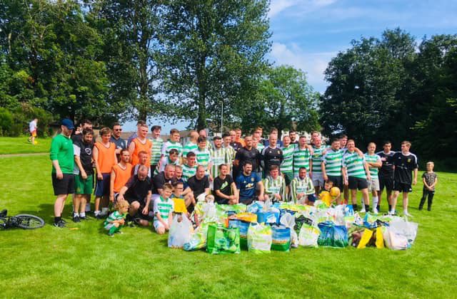 janicecorra1's tweet photo. Local guy organised a football tournament for the @WDFoodbank today what a turnout well done @Castlehill19 https://t.co/gGpklcX899